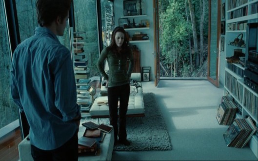 edwards room-twilight-bella